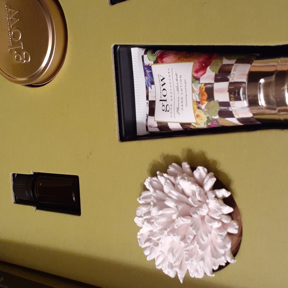 MACKENZIE-CHILDS  FLOWER MARKER ESSENTIAL BOX - Picture 4 of 11